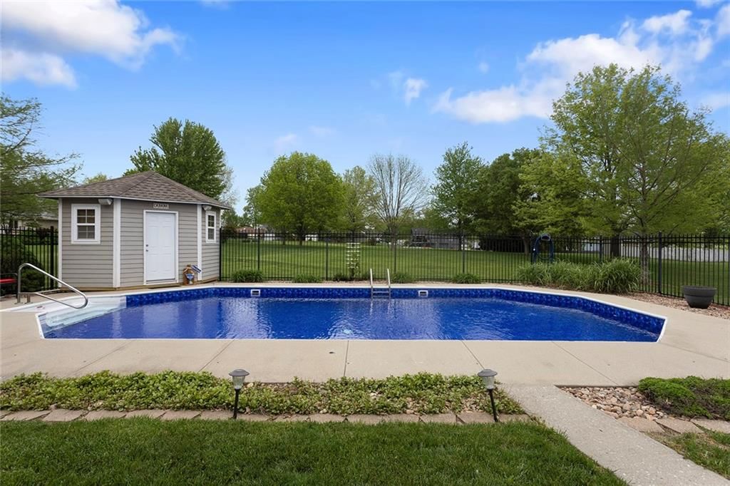 826 Ryan Road — photo 37
