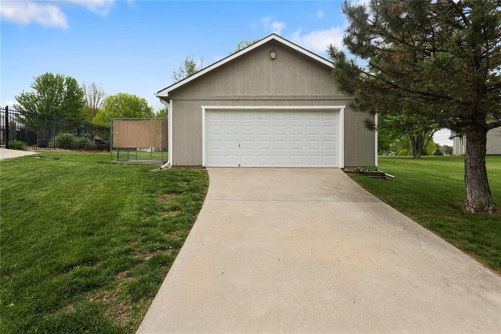 826 Ryan Road — photo 42