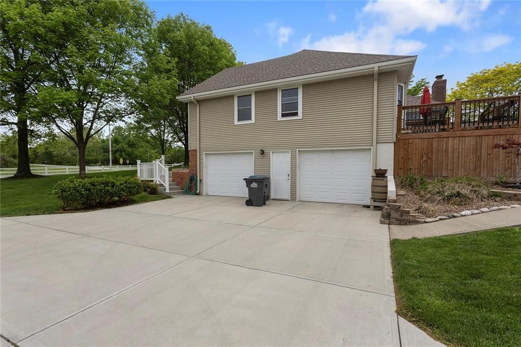 826 Ryan Road — photo 46