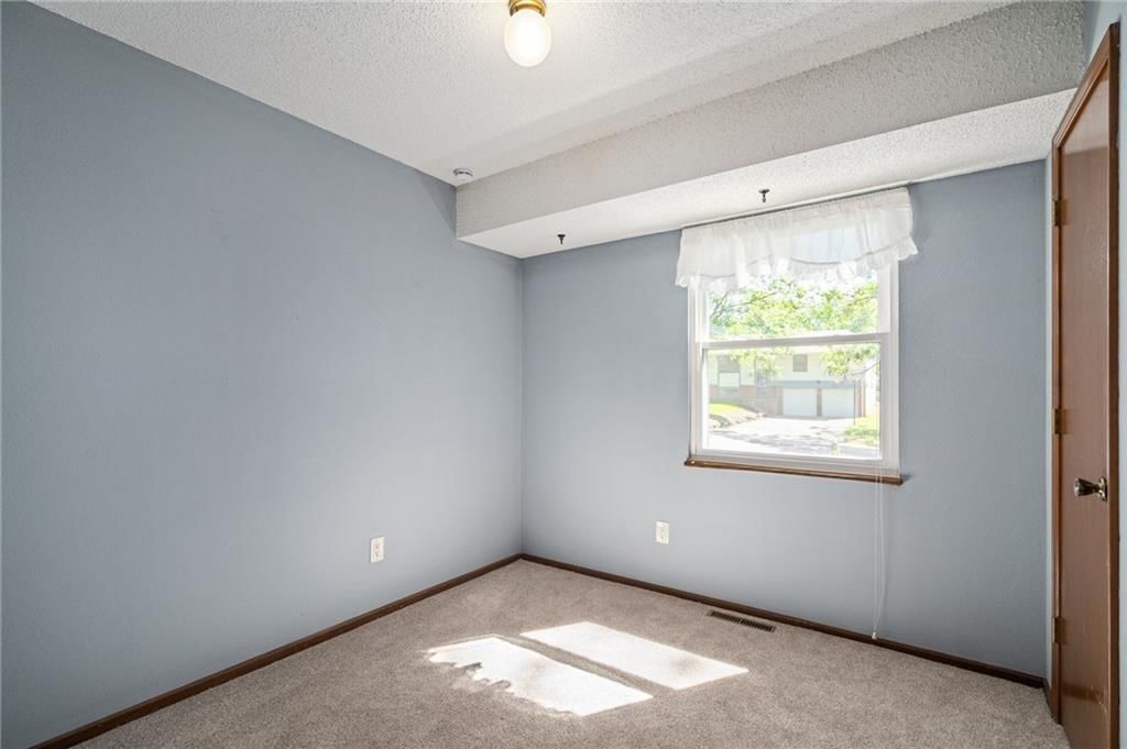 13020 S Raintree Drive — photo 29
