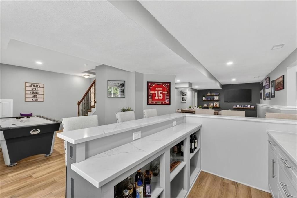 21612 W 100 Terrace — photo 29