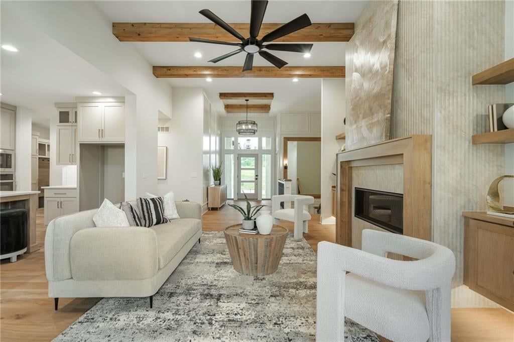 Photo 12 of 72 - 514 Turnbridge Drive, Raymore, MO 64083