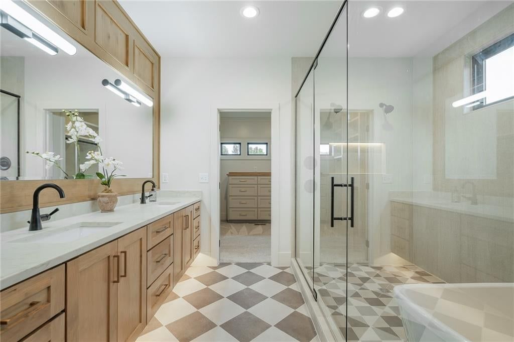 Photo 32 of 72 - 514 Turnbridge Drive, Raymore, MO 64083