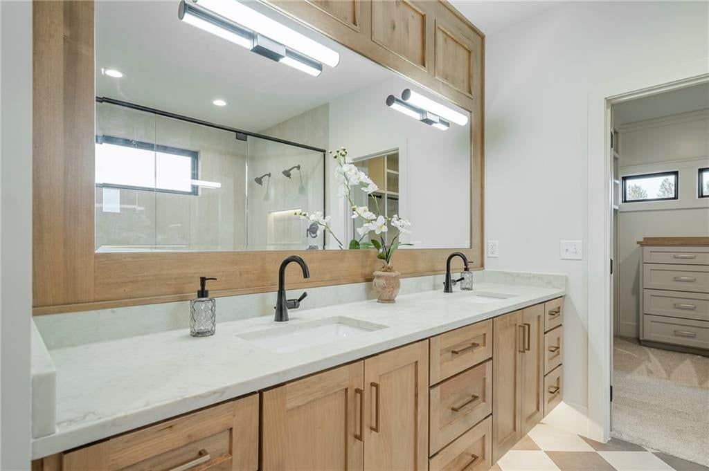 Photo 33 of 72 - 514 Turnbridge Drive, Raymore, MO 64083