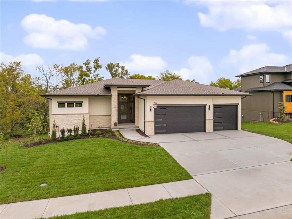 Photo 68 of 72 - 514 Turnbridge Drive, Raymore, MO 64083
