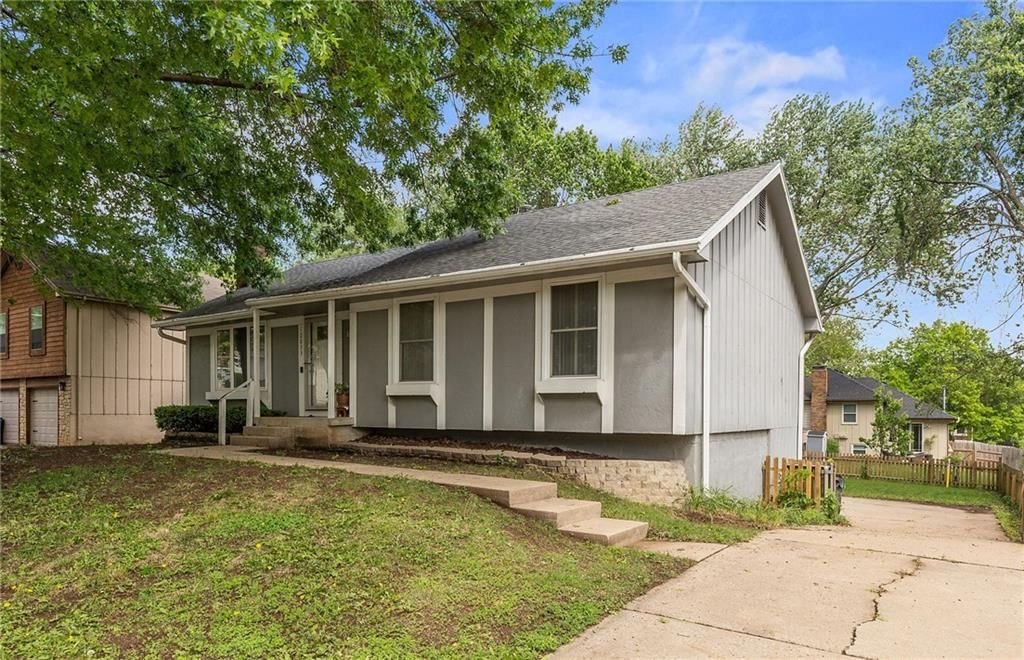 12833 Seminole Drive — photo 2