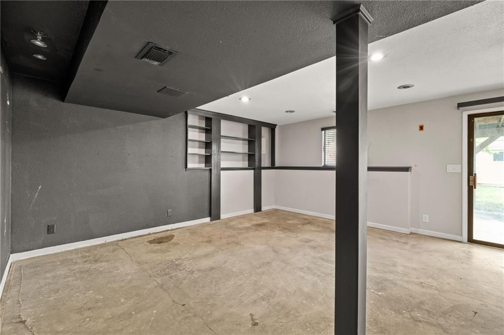 12833 Seminole Drive — photo 23