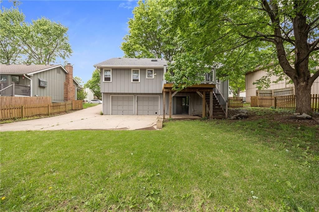 12833 Seminole Drive — photo 34
