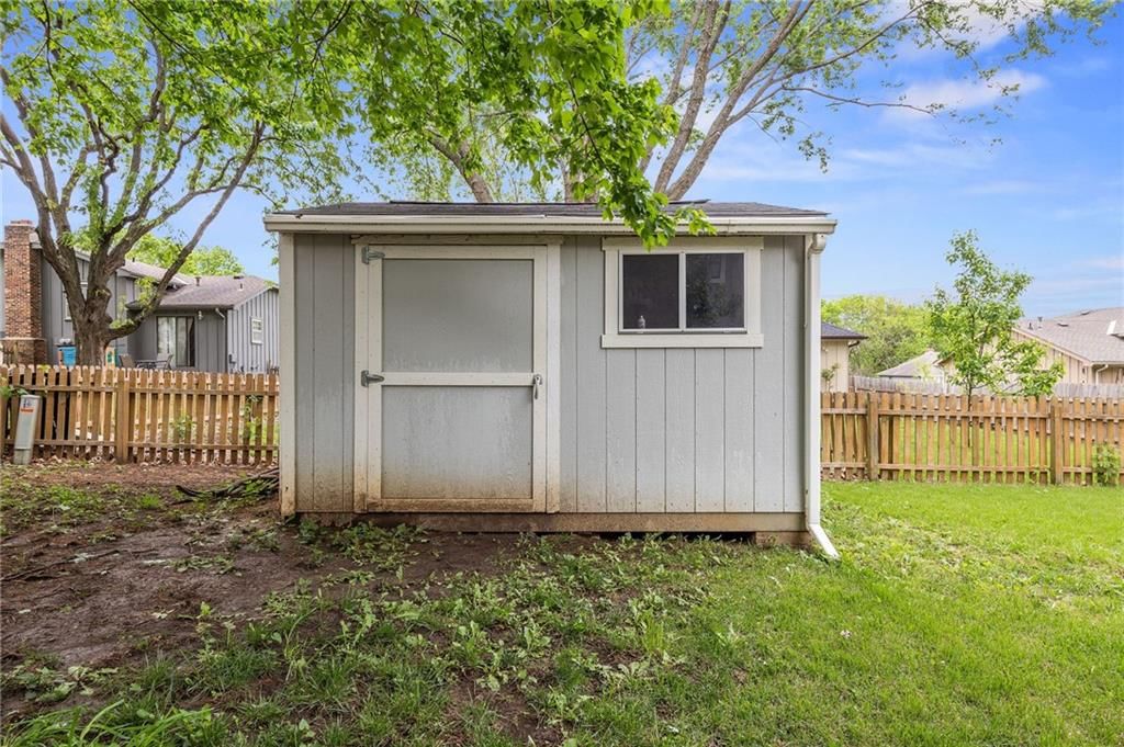 12833 Seminole Drive — photo 35