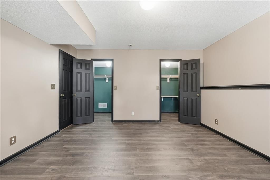 11416 N Madison Avenue — photo 25