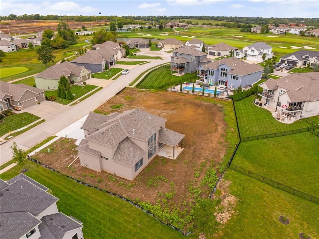 Photo 24 of 24 - 1000 Rannoch Drive, Raymore, MO 64083