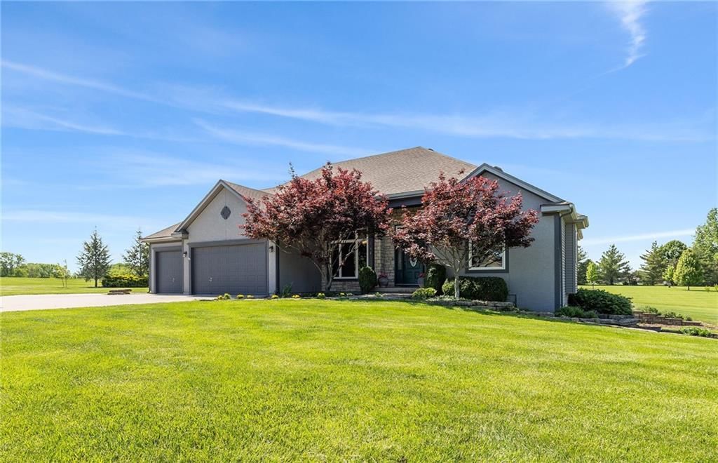 24503 E Woodland Circle — photo 2