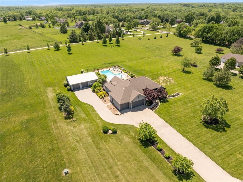 24503 E Woodland Circle — photo 7