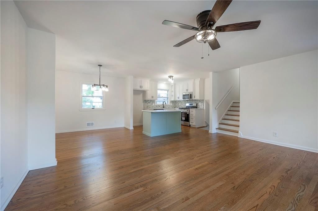 7622 W 97th Terrace — photo 5
