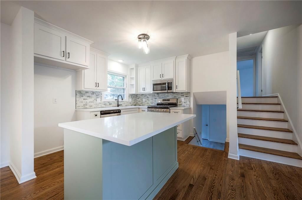 7622 W 97th Terrace — photo 8