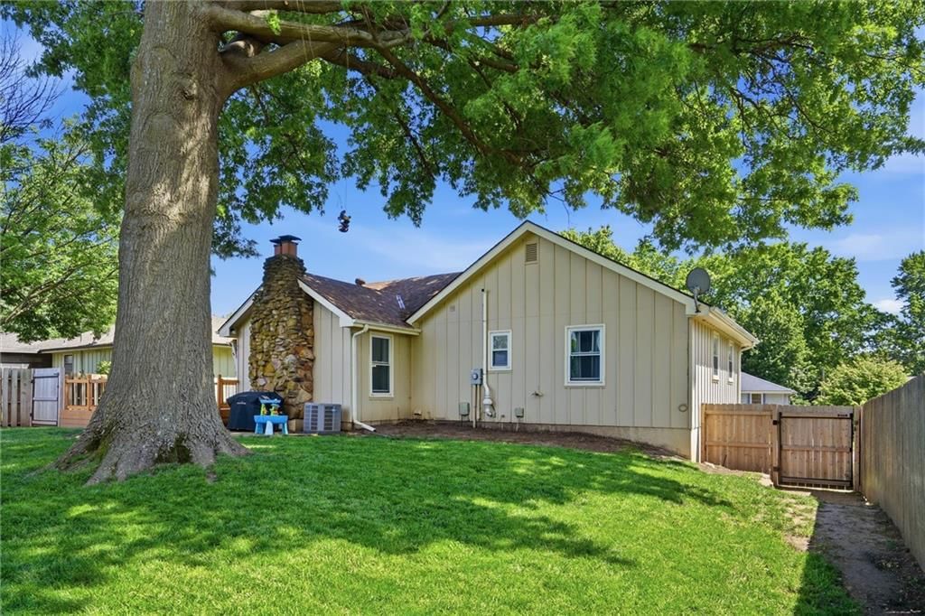 16100 E Cogan Drive — photo 27