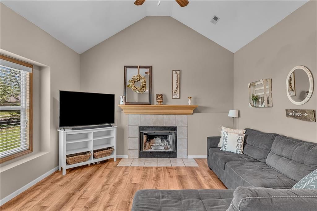 713 N Eagle Pass Drive — photo 8