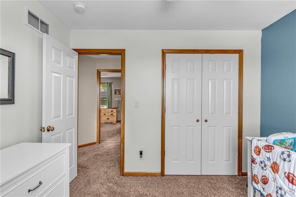 713 N Eagle Pass Drive — photo 22