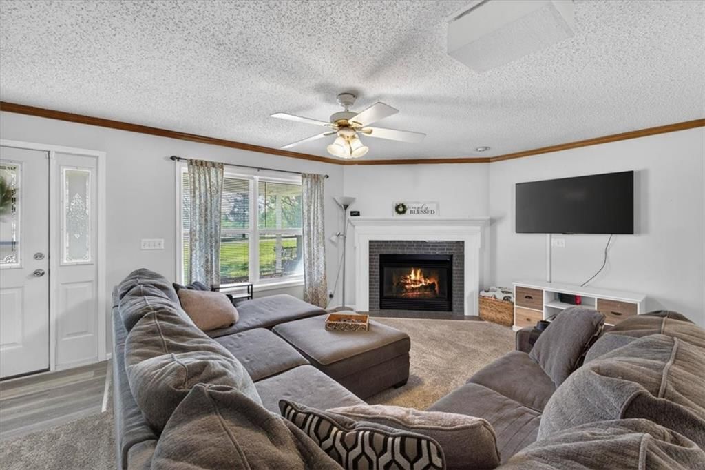 1820 E Morgan Road — photo 5