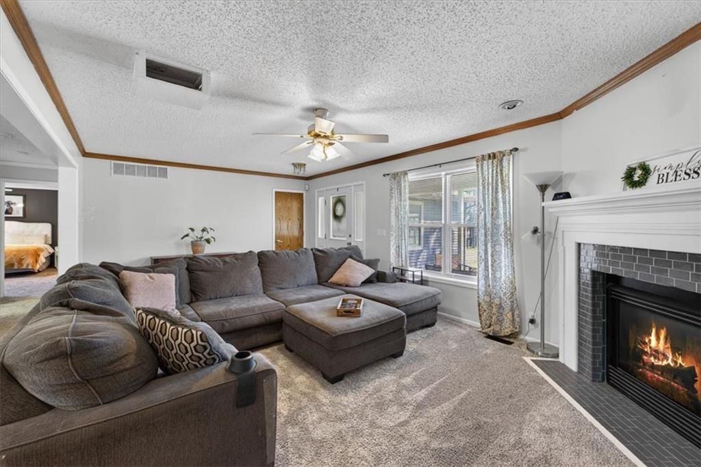 1820 E Morgan Road — photo 6