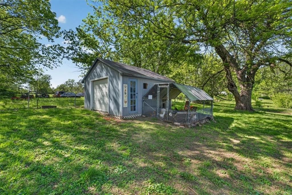 1820 E Morgan Road — photo 29