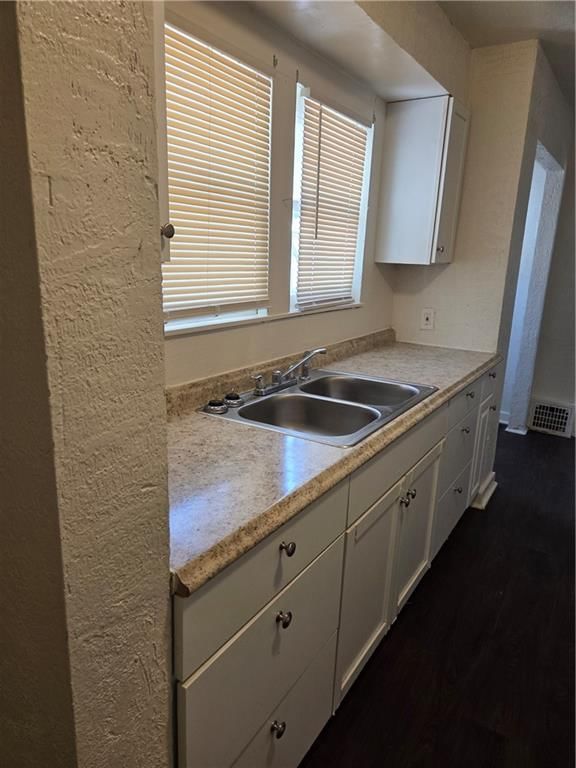 5342 Euclid Avenue — photo 8