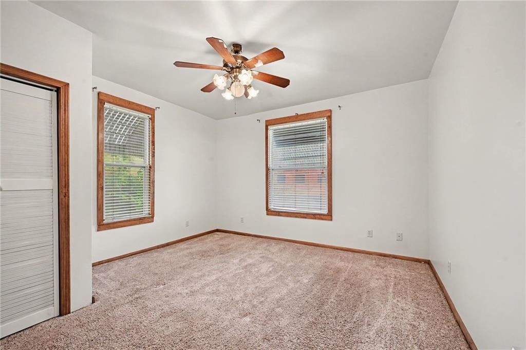 5715 King Hill Avenue — photo 9
