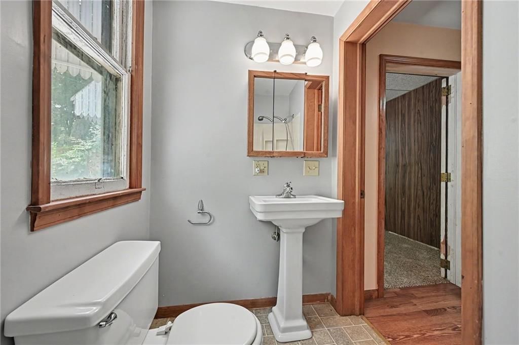5715 King Hill Avenue — photo 10
