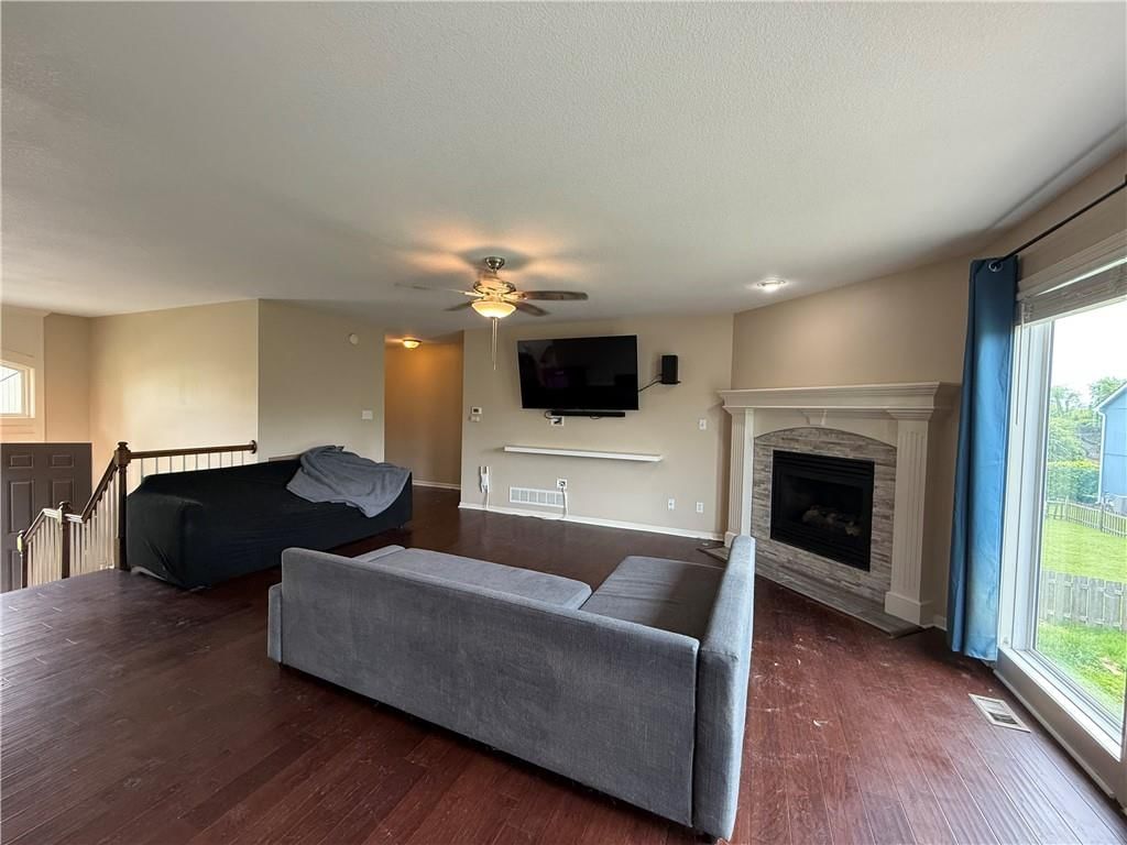 1052 Wyndham Drive — photo 11