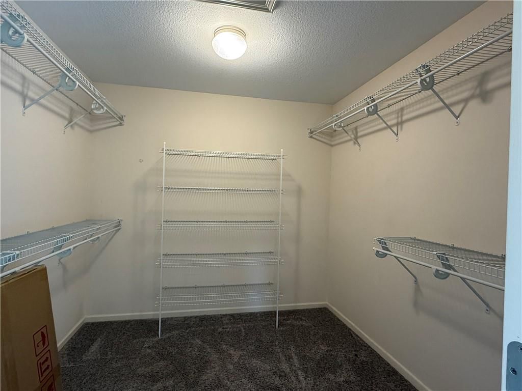 1052 Wyndham Drive — photo 17