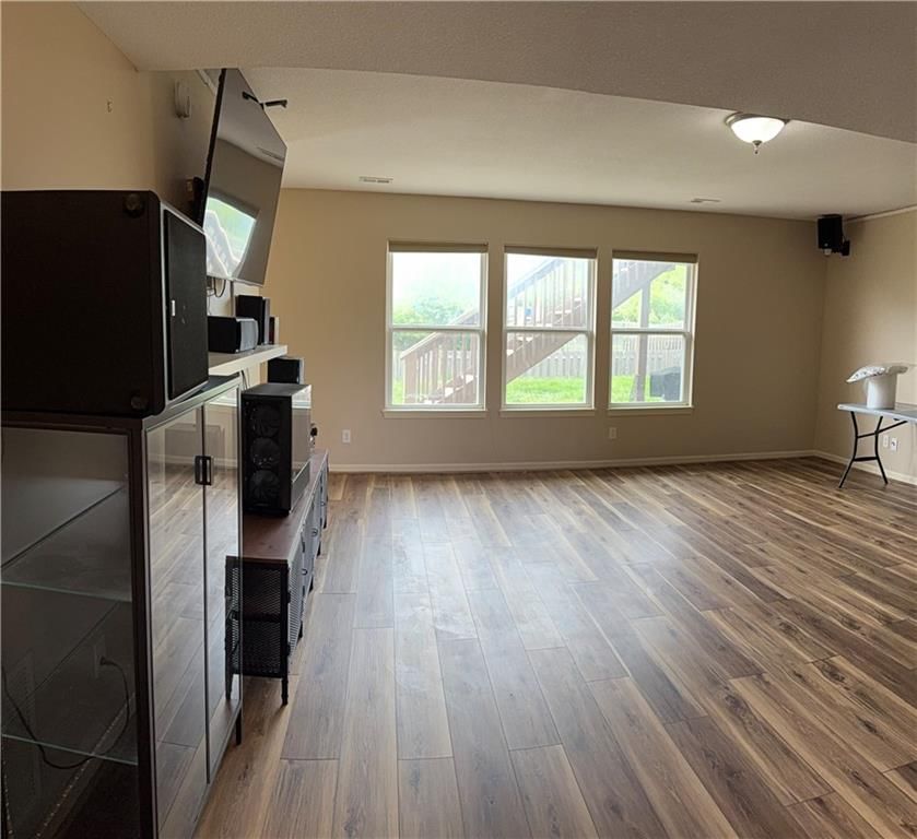 1052 Wyndham Drive — photo 19