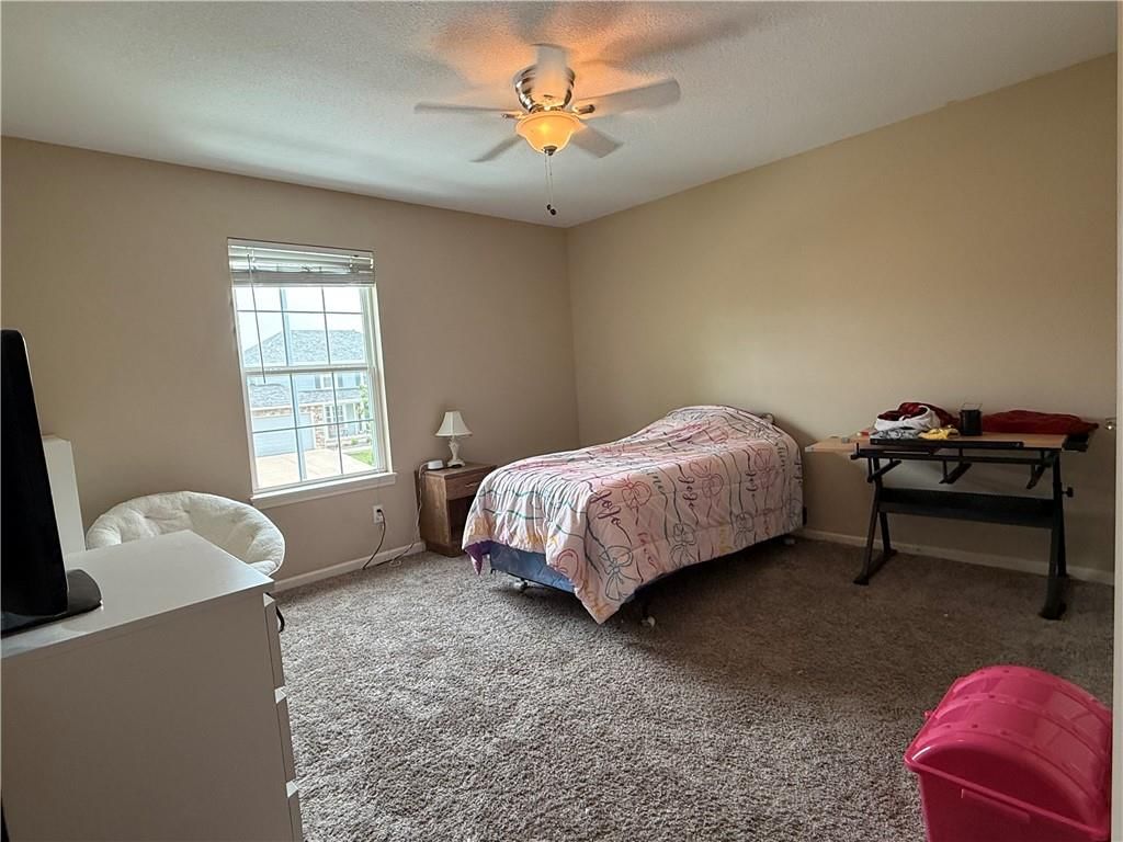1052 Wyndham Drive — photo 26