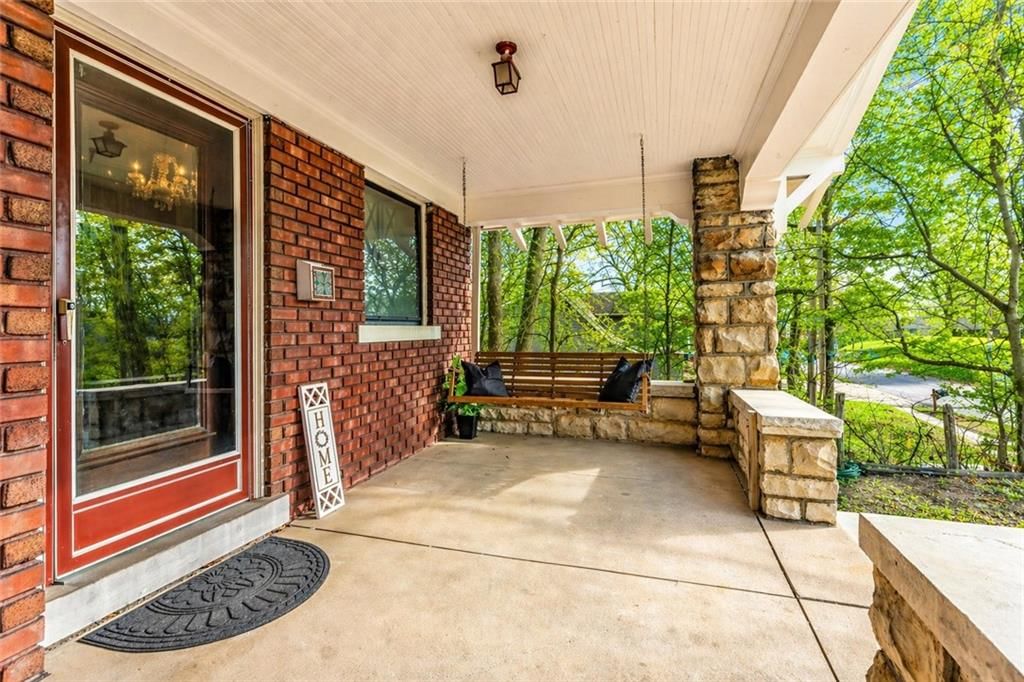 316 E Doniphan Street — photo 2