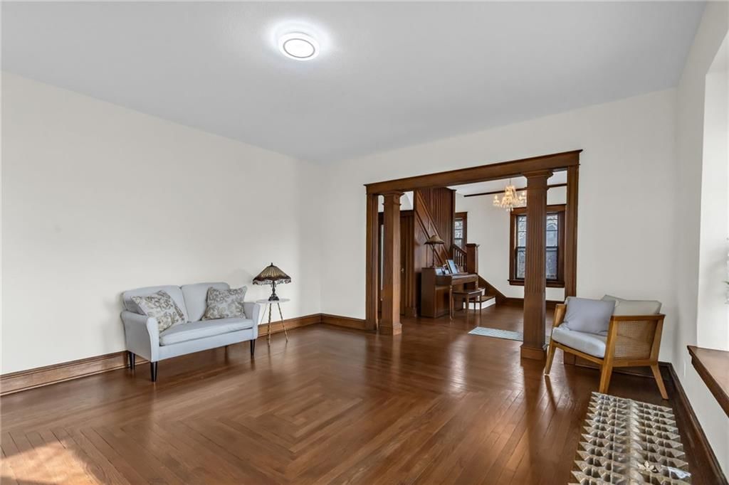 316 E Doniphan Street — photo 10
