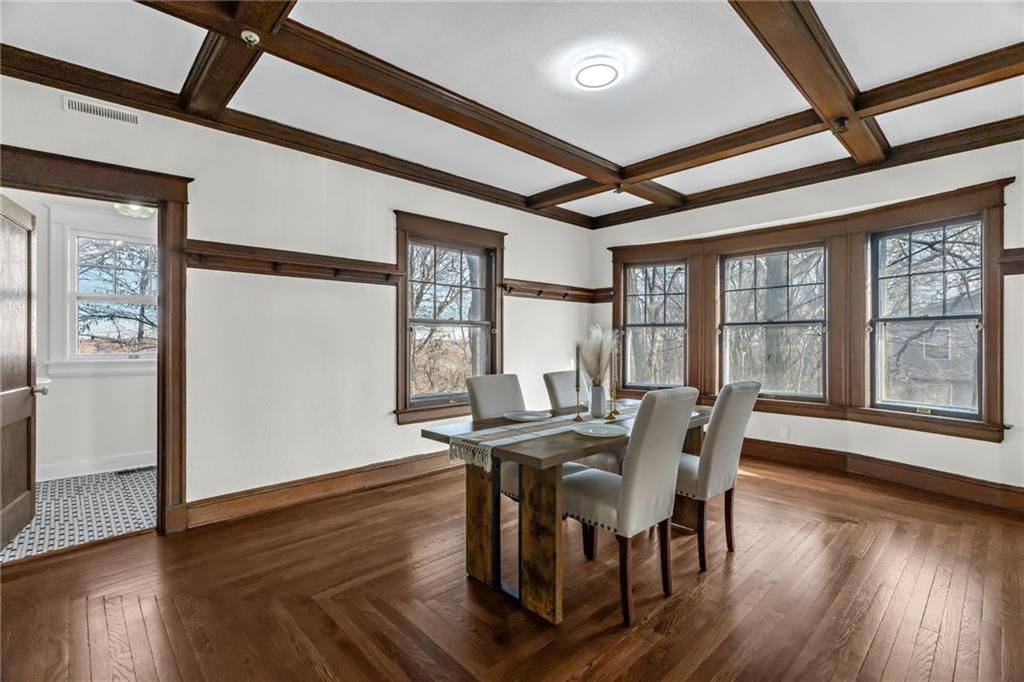 316 E Doniphan Street — photo 11