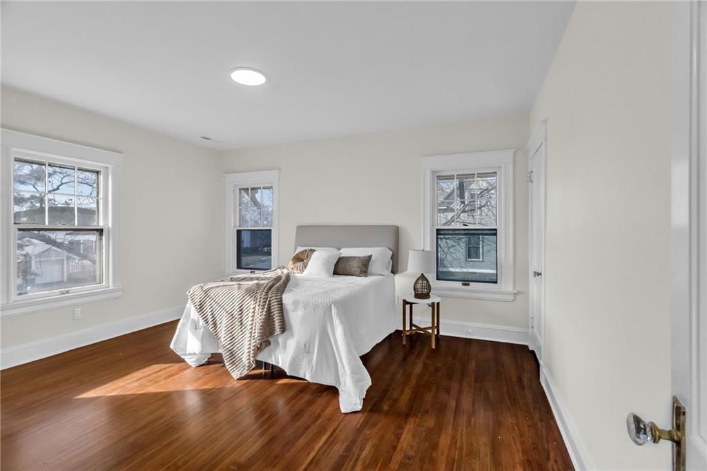 316 E Doniphan Street — photo 17
