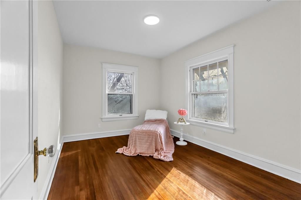 316 E Doniphan Street — photo 21