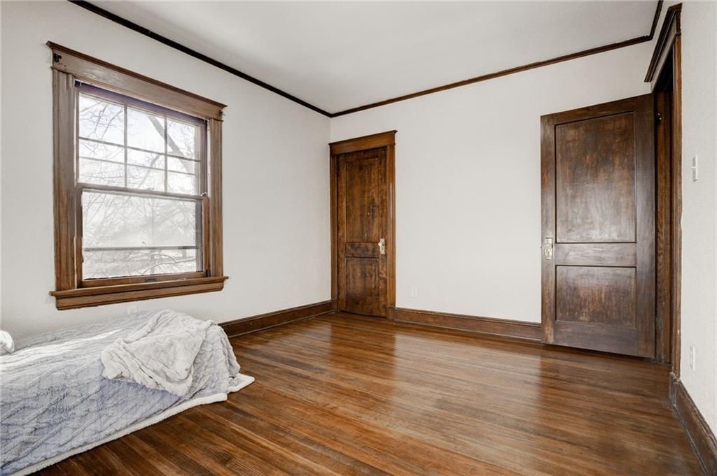 316 E Doniphan Street — photo 24