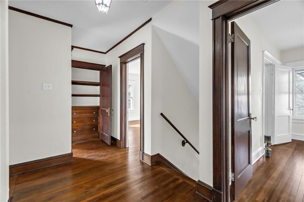 316 E Doniphan Street — photo 25
