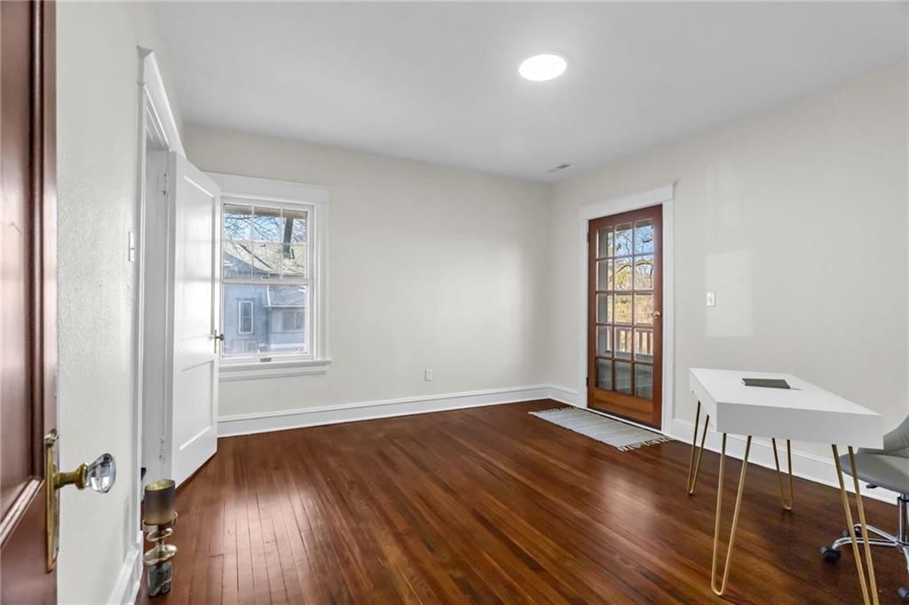 316 E Doniphan Street — photo 26