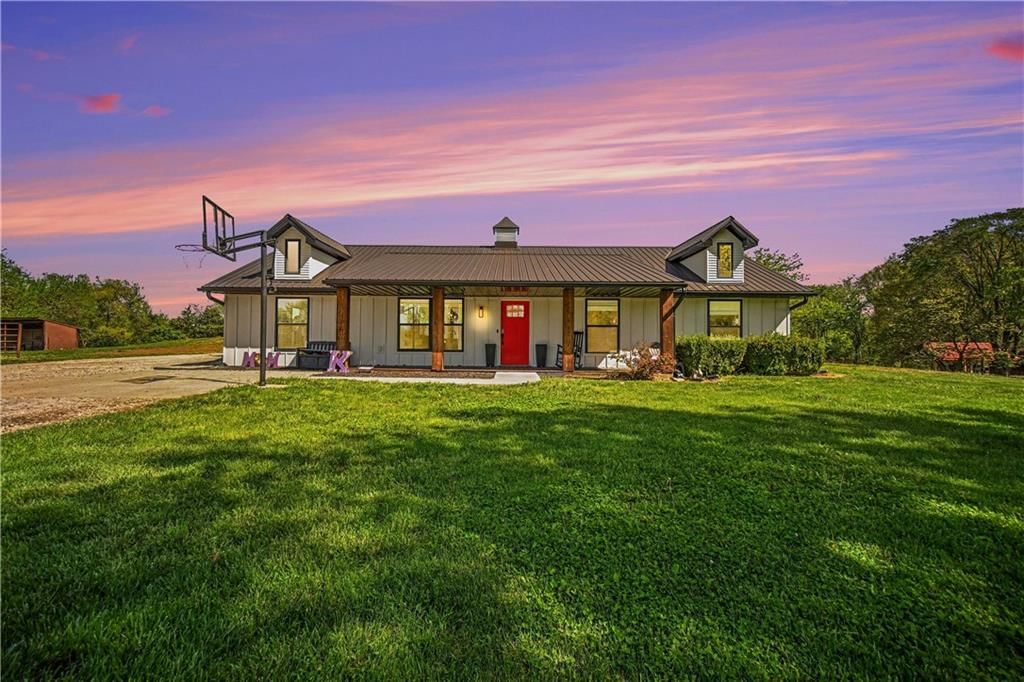 19810 192nd Street, Holt, MO