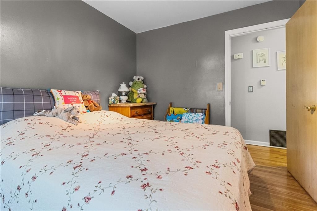 1014 Anderson Street — photo 15