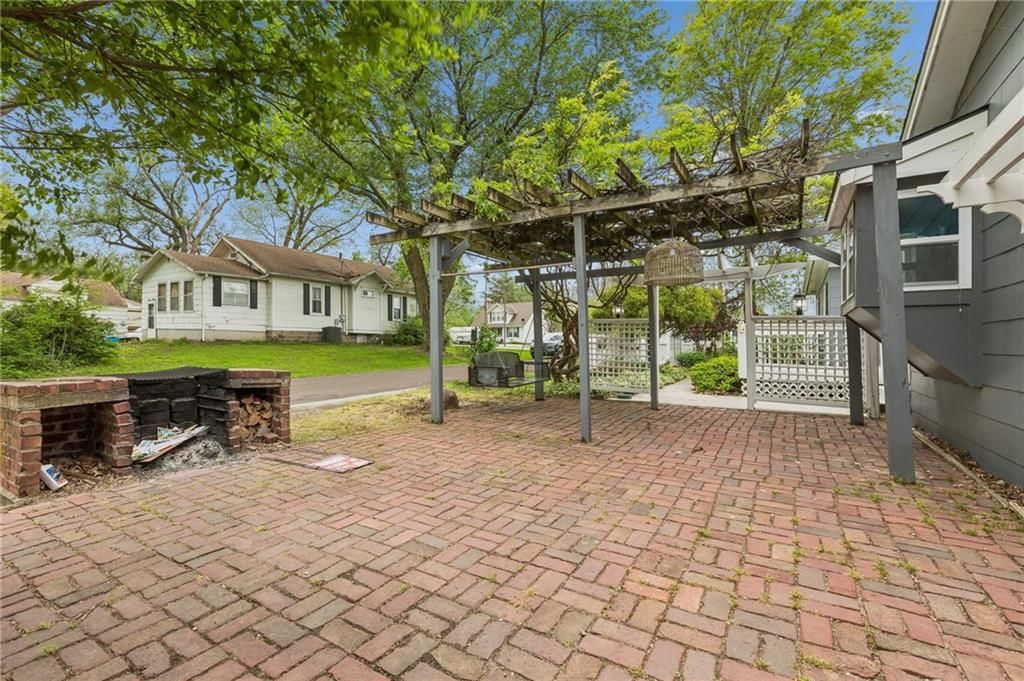 109 Maple Street — photo 4