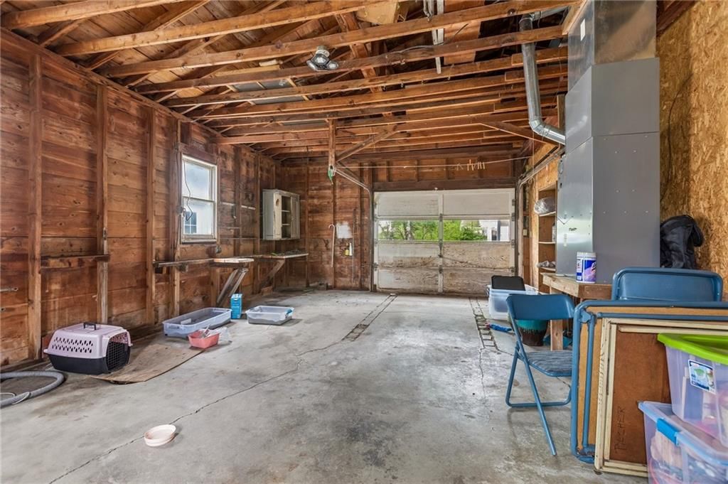109 Maple Street — photo 28