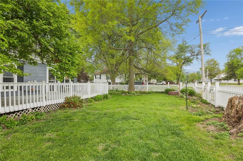 109 Maple Street — photo 36