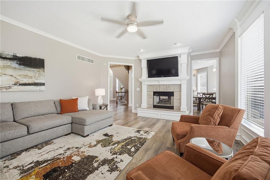 14712 Glenwood Avenue — photo 11