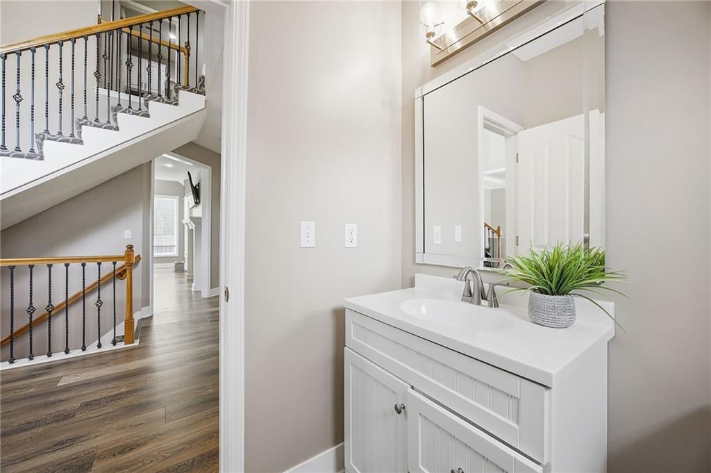 14712 Glenwood Avenue — photo 14