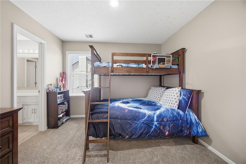 14712 Glenwood Avenue — photo 26