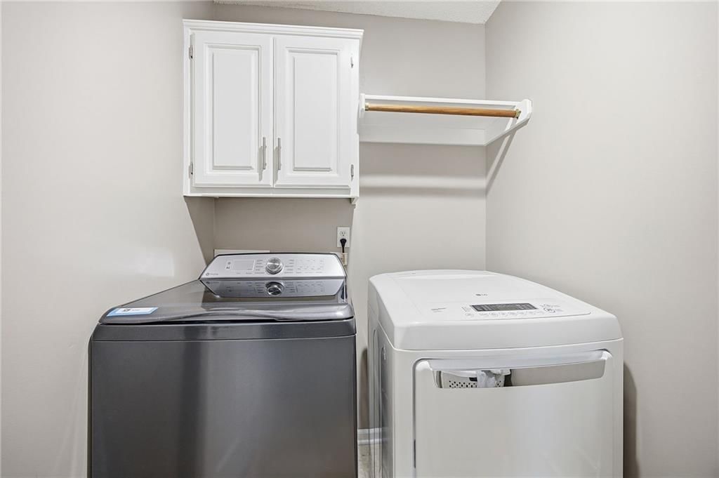 14712 Glenwood Avenue — photo 30