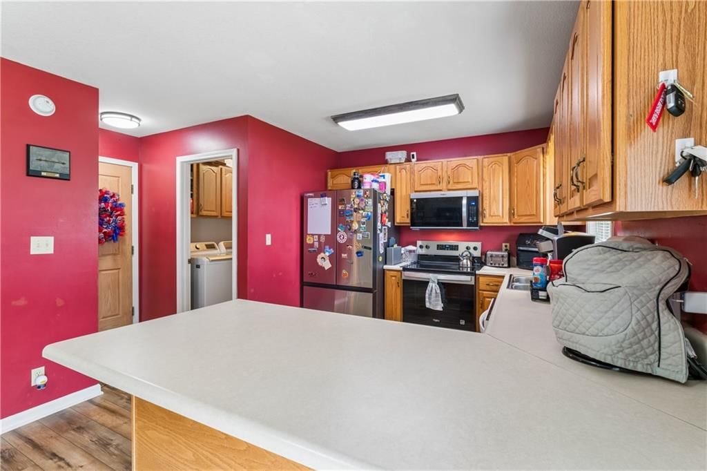 1205 Woods Drive — photo 9